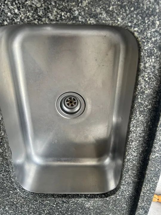 Pia de Granito com Cuba em Aço Inox - Foto 3