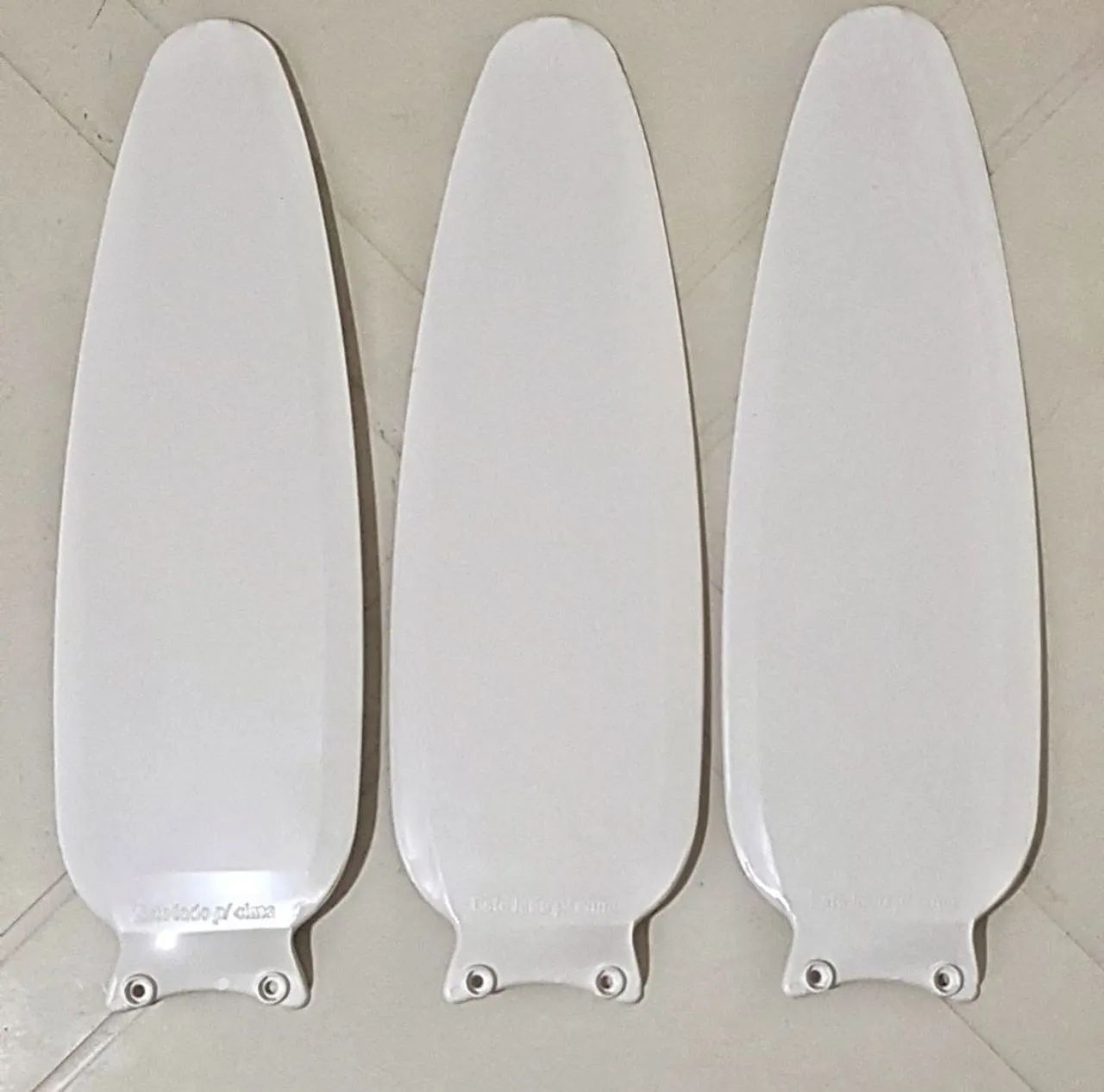 3 Pás de Ventilador de Teto - Novas