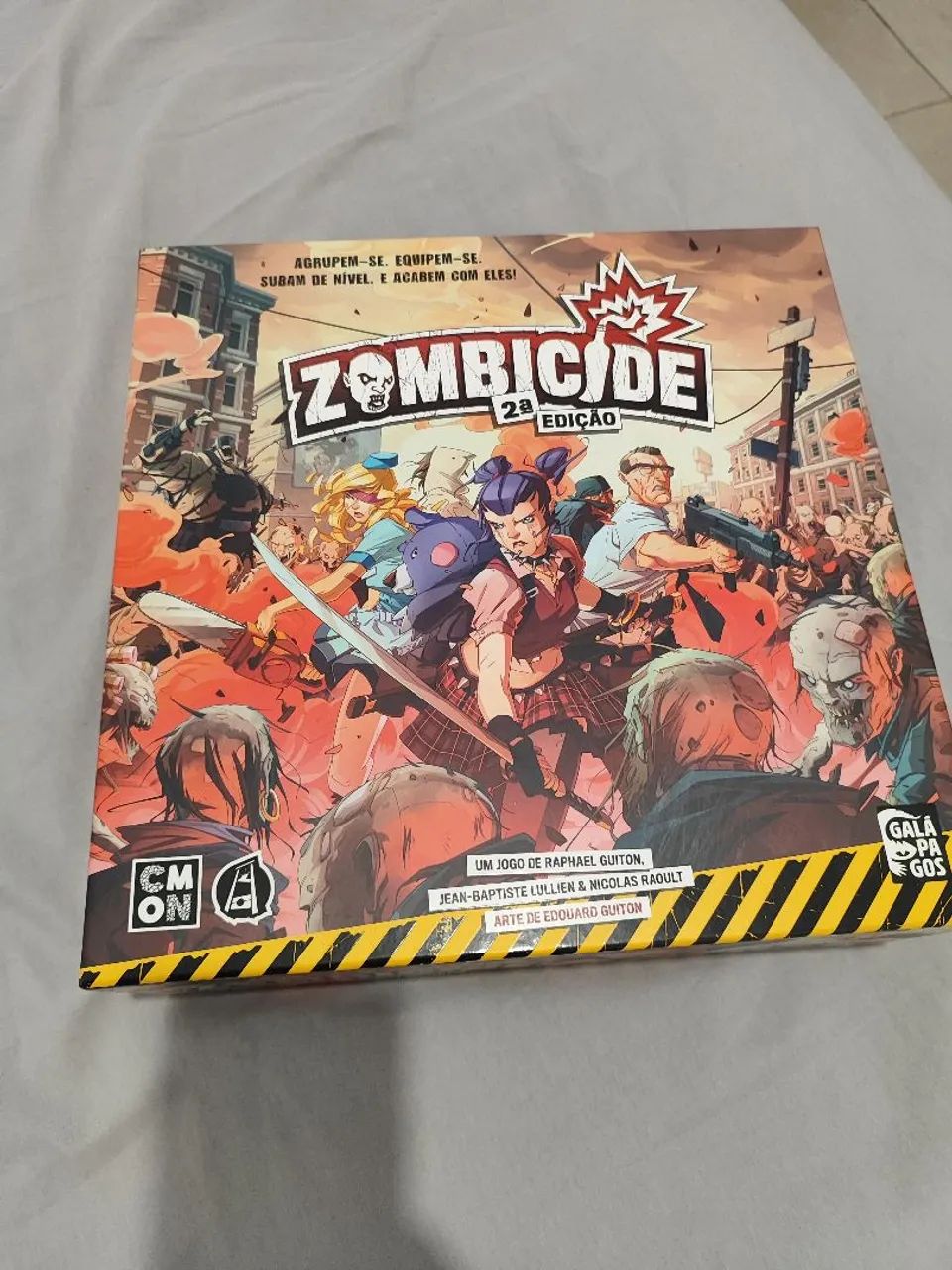 Zombicide 2ª Edição - Jogo de Tabuleiro
