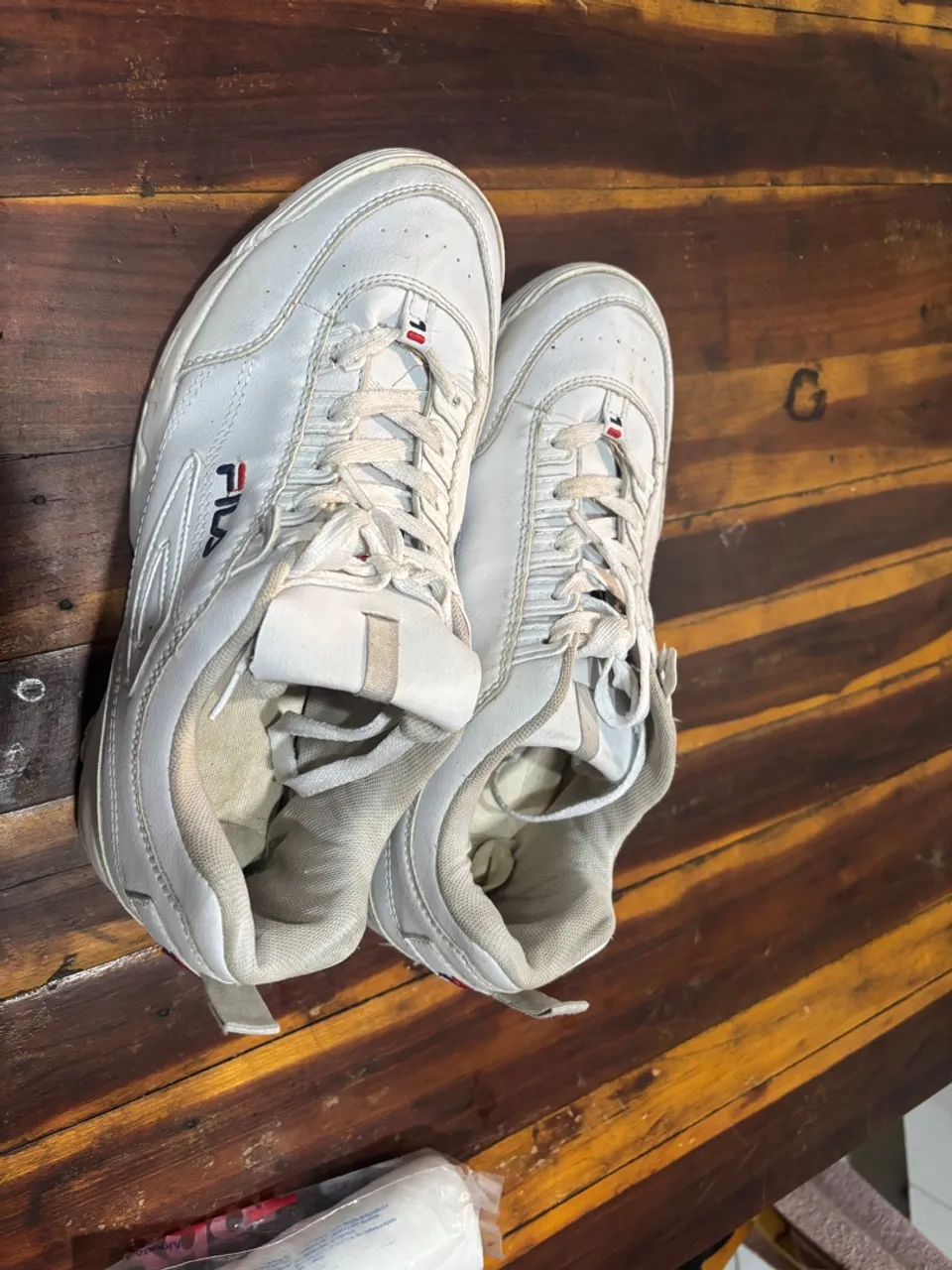 Tênis Fila Branco - Conforto e Estilo!