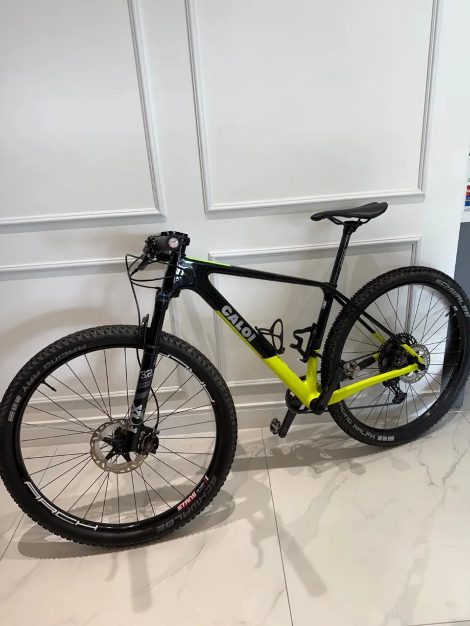 Caloi elite carbon race 17 M