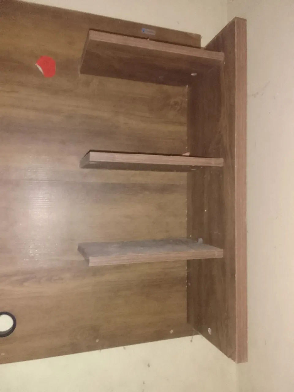 Prateleira de Parede com Design Moderno