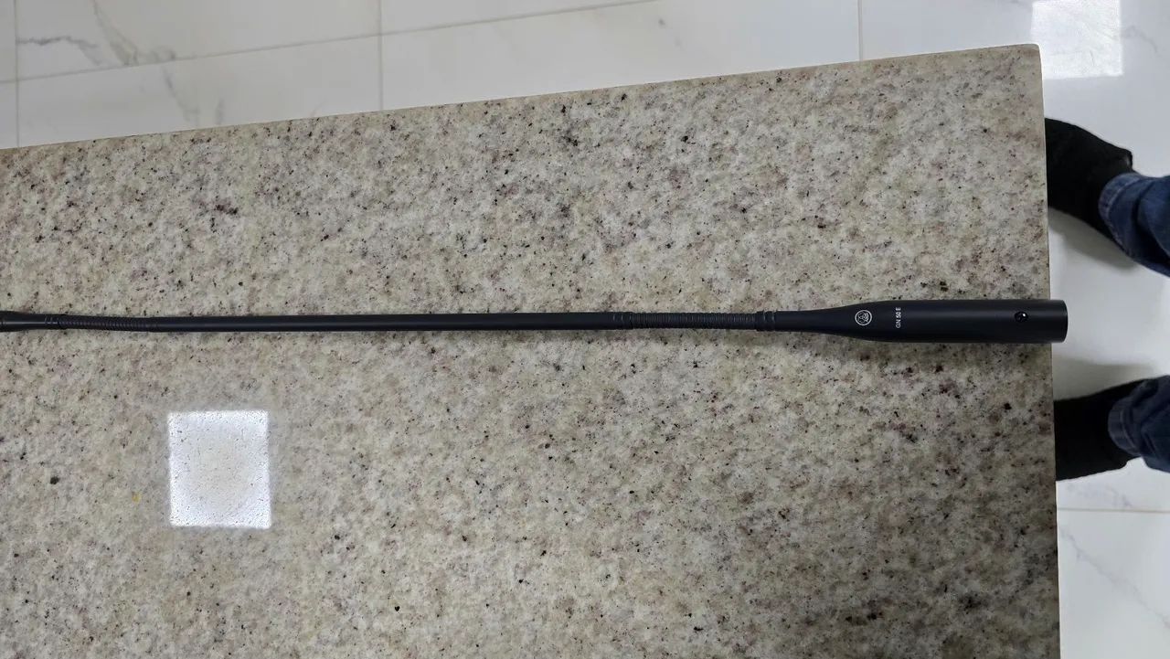 Microfone Gooseneck AKG GN 50 E NOVO