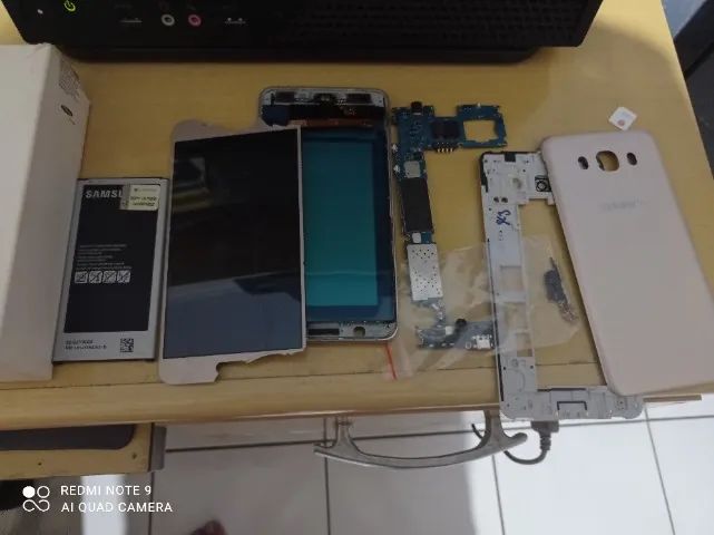 celular samsuns galaxy j7 metal 2016 defeito - Foto 3