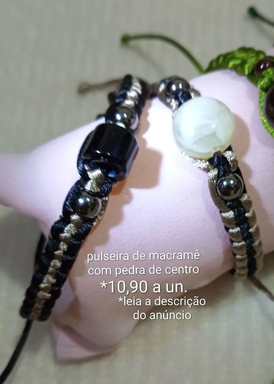 Acessórios femininos Pulseiras de macramê e colares  - Foto 3