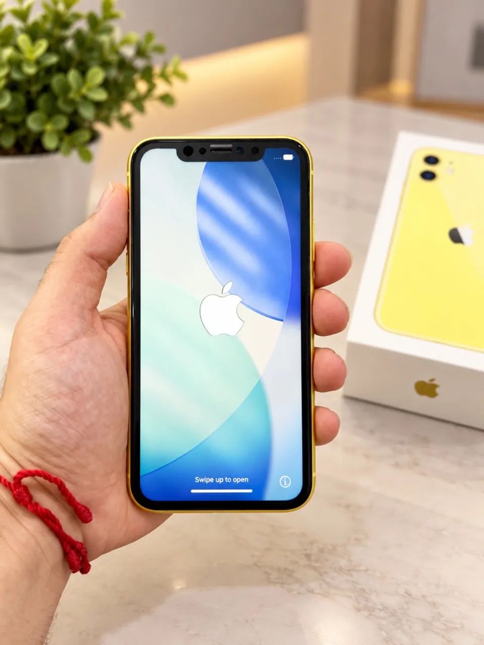 iPhone 11 64GB Amarelo - Foto 2