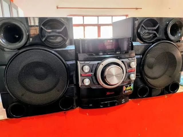 Som LG 1480 watts 