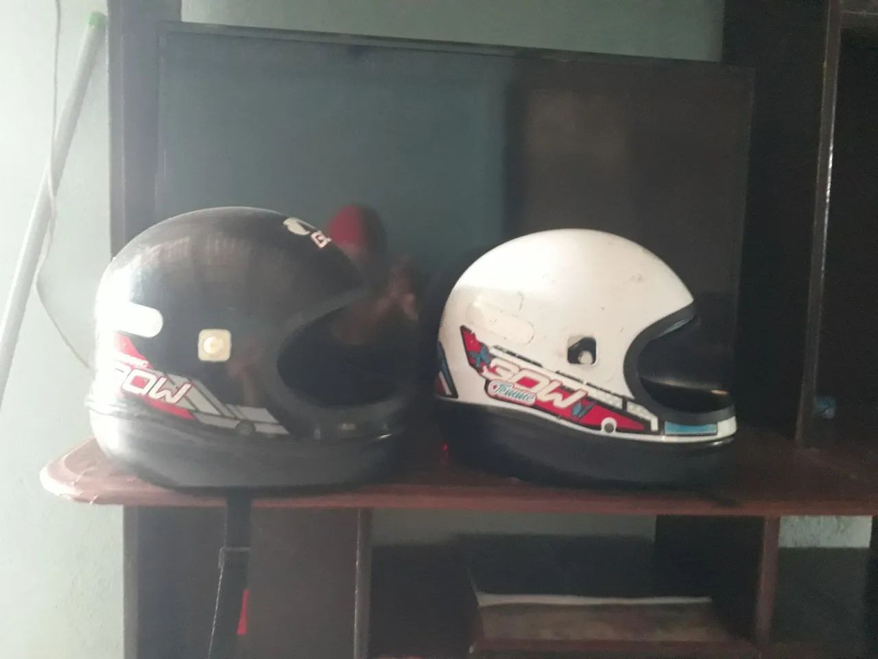 Vende se dois capacete 50