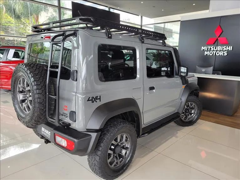 Suzuki Jimny Sierra 4you 1.5 16V AUT 2023 - Foto 4