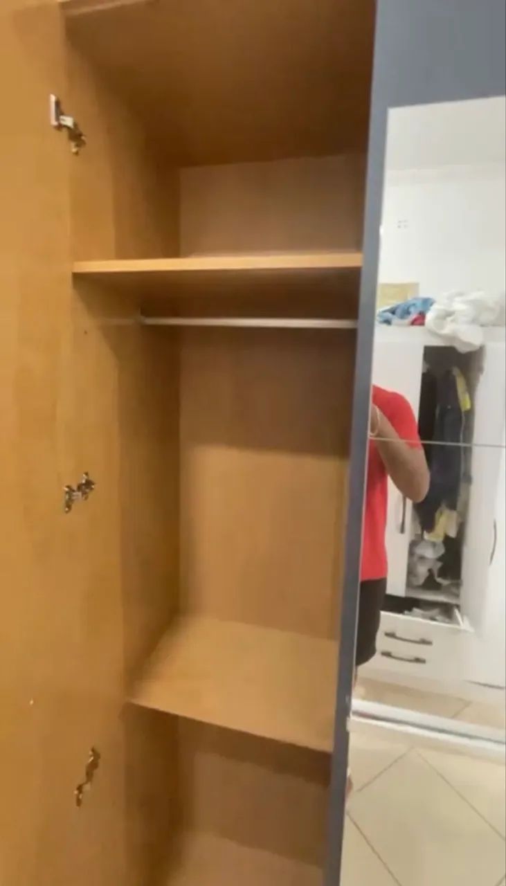VENDO GUARDA-ROUPA SEMINOVO - Foto 4