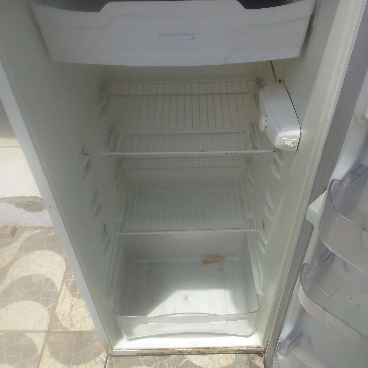 Esmaltec - Foto 2