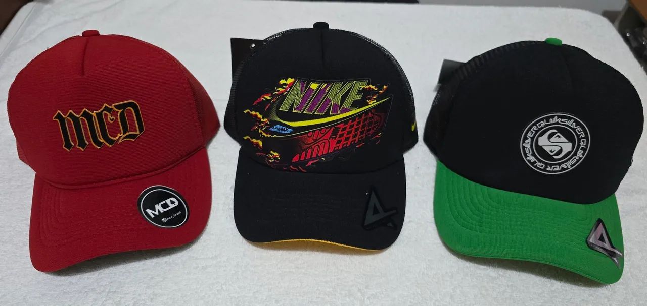 Bonés da MCD, Nike e Quiksilver de tela 