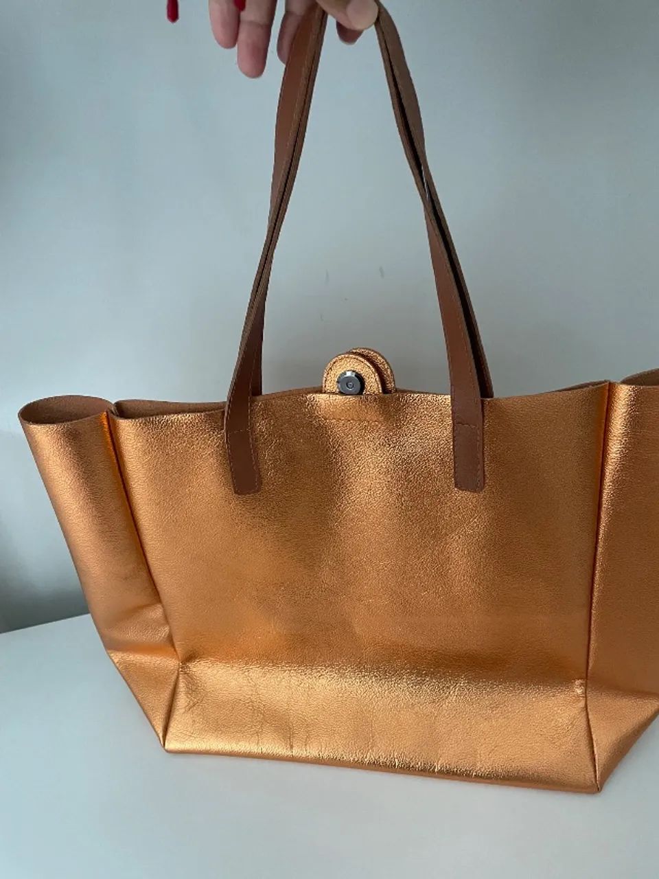 Vendo bolsa em Couro Legítimo  - Foto 2