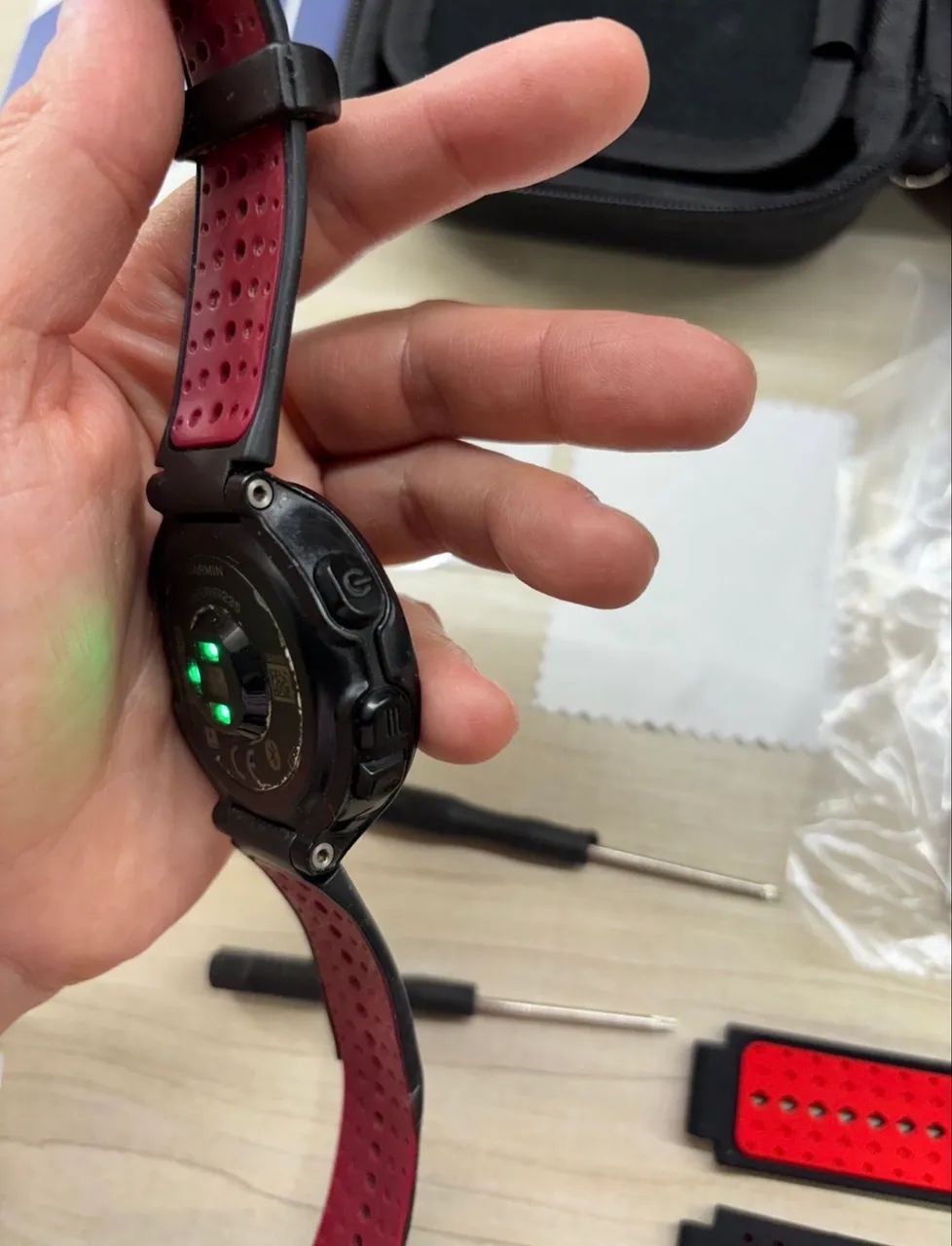 smartwatch garmin forerunner 235 preto - Foto 3