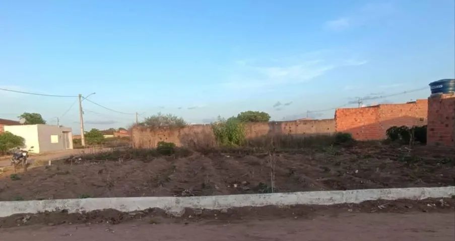 Terreno no povoado Genipapo/ limoeiro de Anadia 