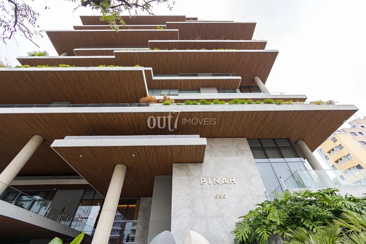 Apartamento de 199m2 privativos no Edifício Pinah