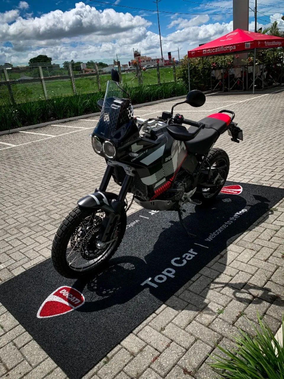 Ducati Desert X -Ducati Florianópolis - Foto 4