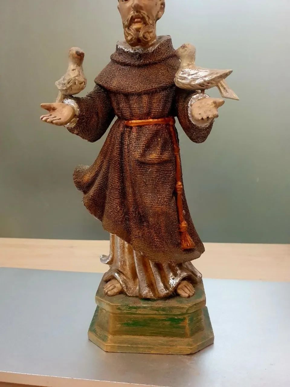 São Francisco De Assis Resina Com Resplendor 30cm - Foto 3