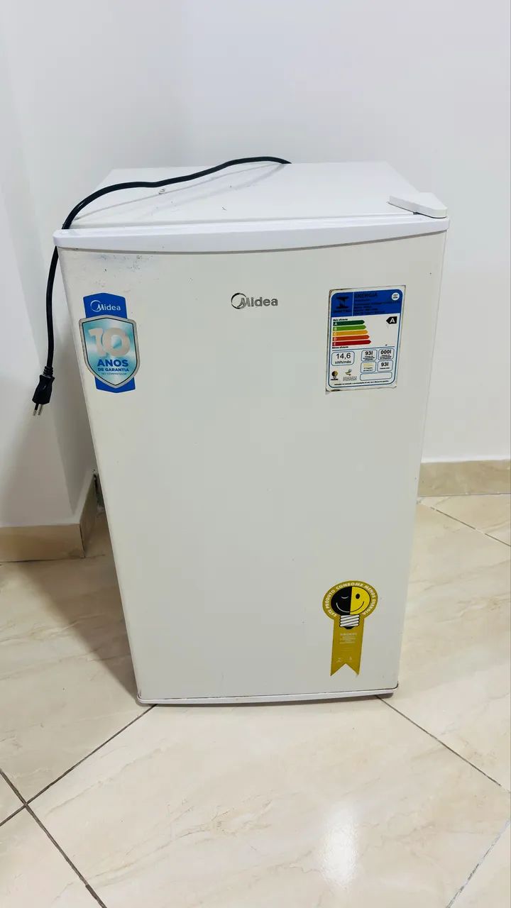 Frigobar midea 