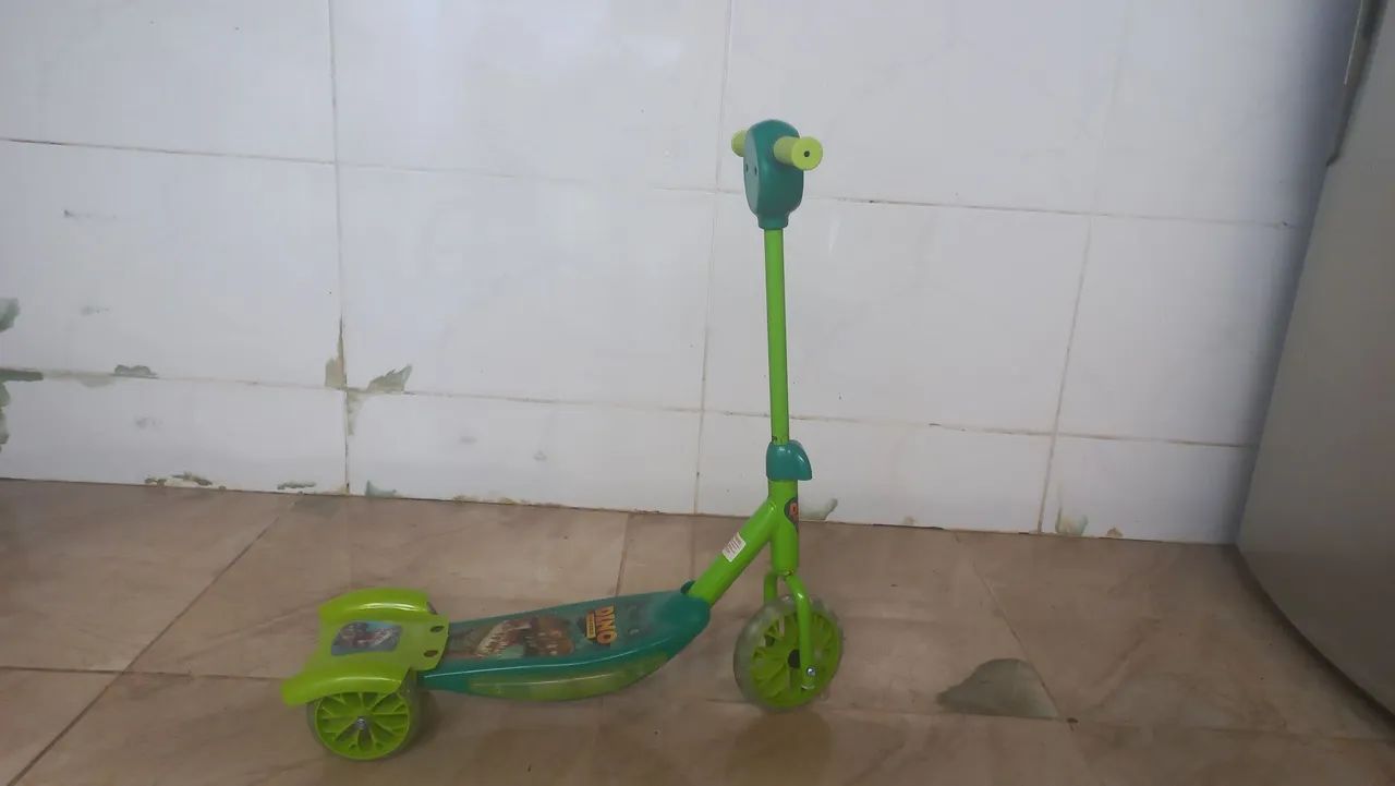 Patinete Dinossauro 
