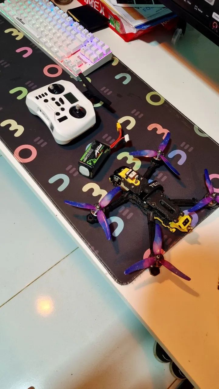 Drone FPV 5 polegadas analógico - Foto 4