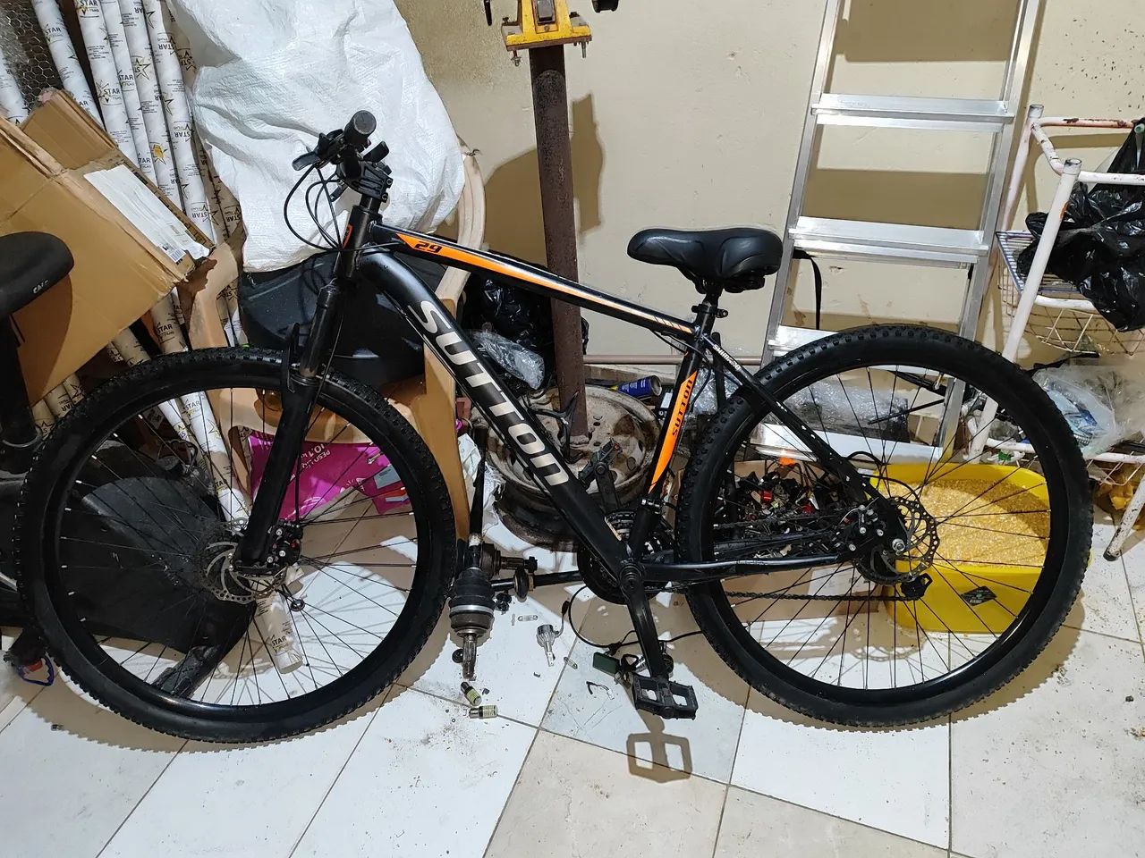 bicicleta aro 29 sutton quadro 19 - Foto 2