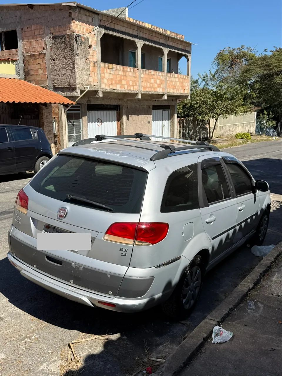 Fiat Palio Week. Attractive 1.4 Fire Flex 8V 2012 - Foto 2