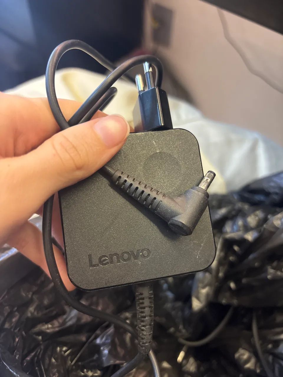 Carregador notebook Lenovo