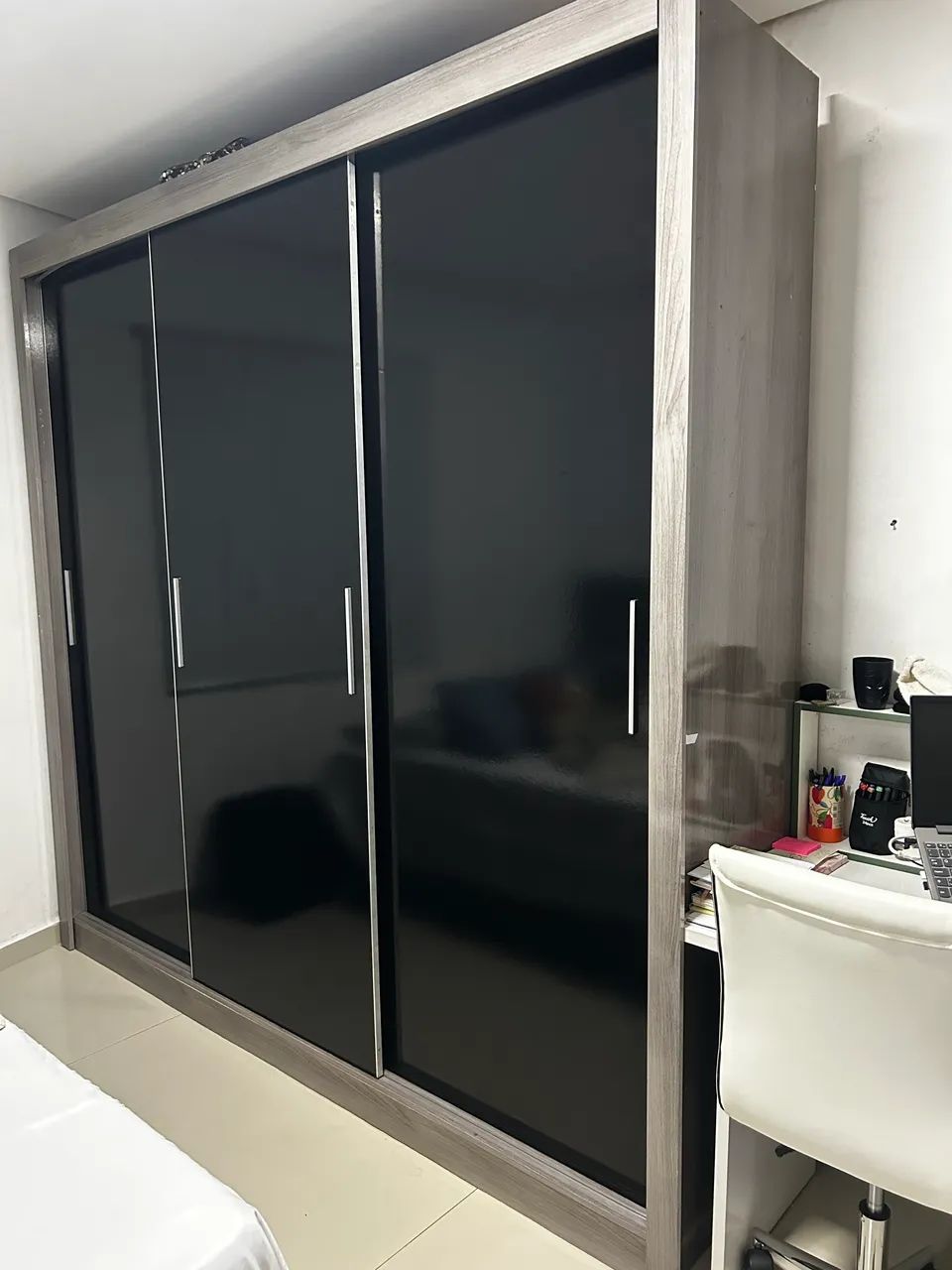 Guarda roupa casal