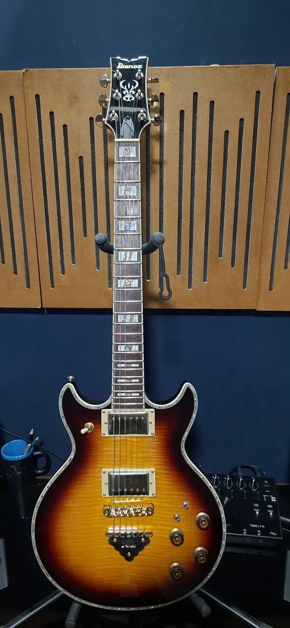 Guitarra Ibanez AR420