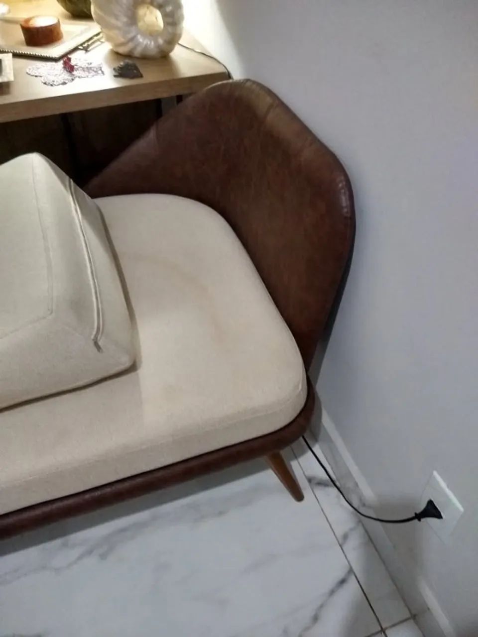  ÚLTIMO Recamier/Pés Palito/160LX80PX45/80A, R$700,00! - Foto 3