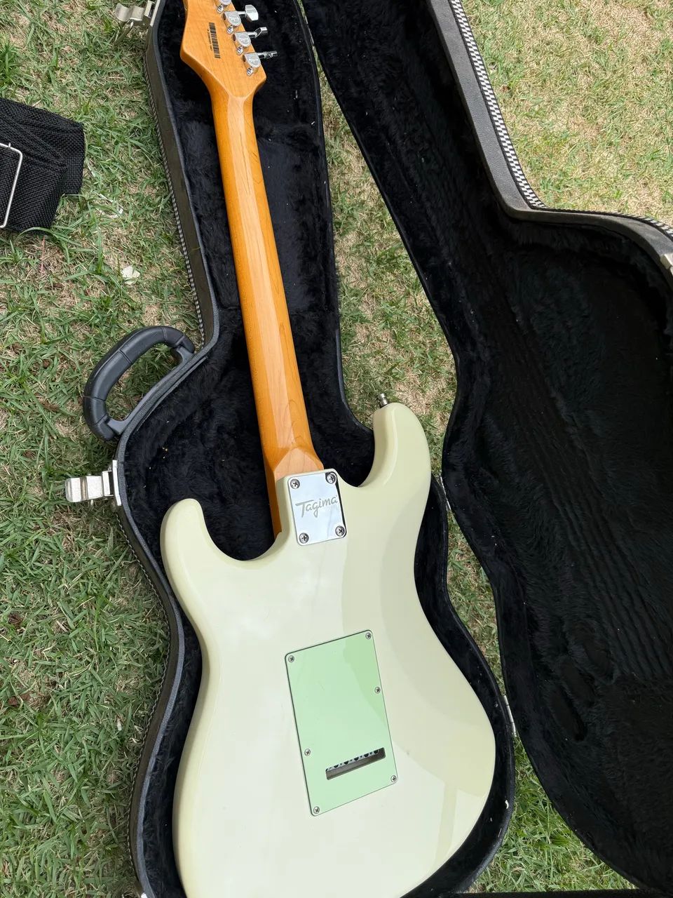 Guitarra Tagima Modificada - Foto 4