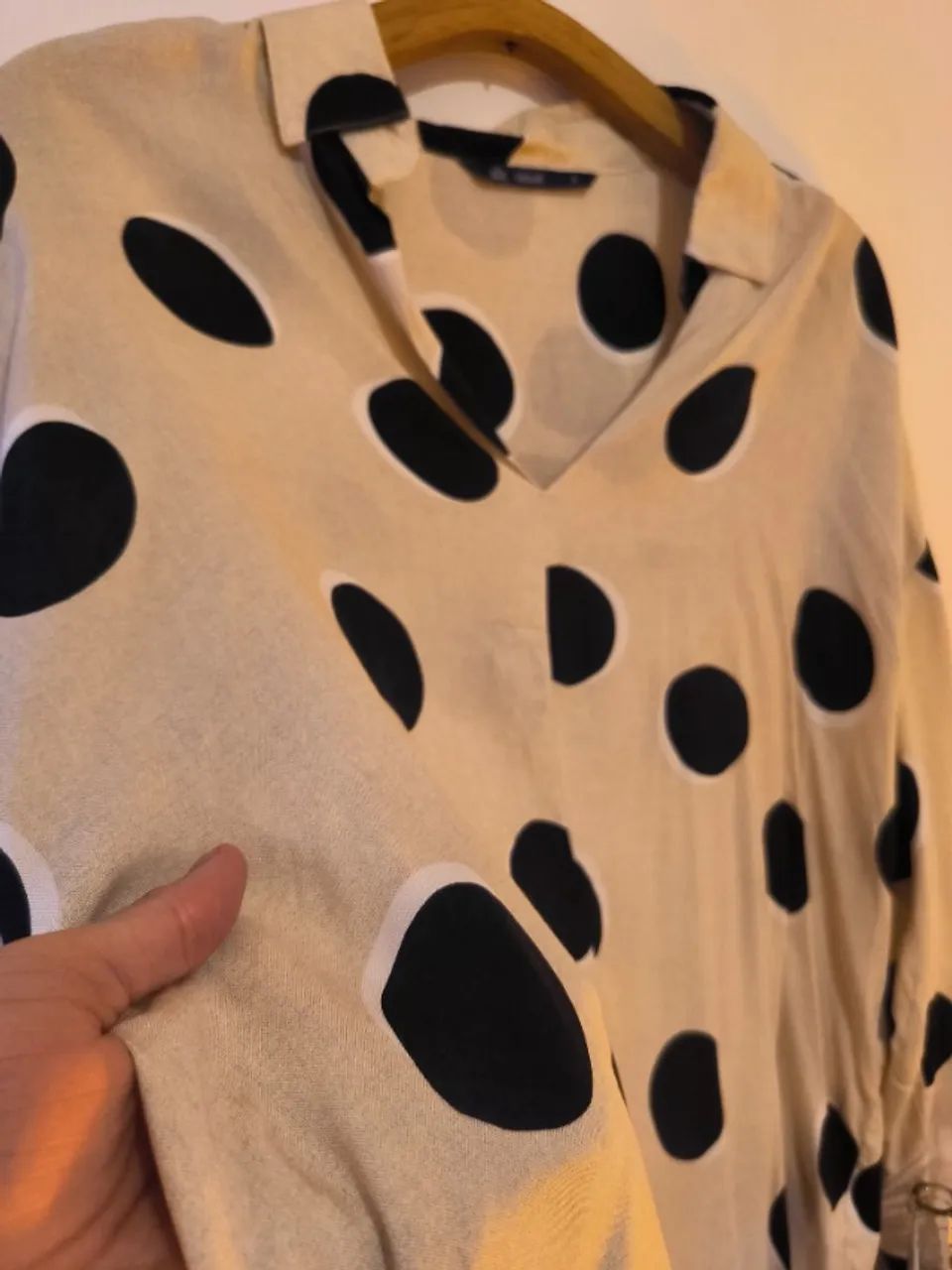 camisa feminina ak casual bolinhas p - Foto 3