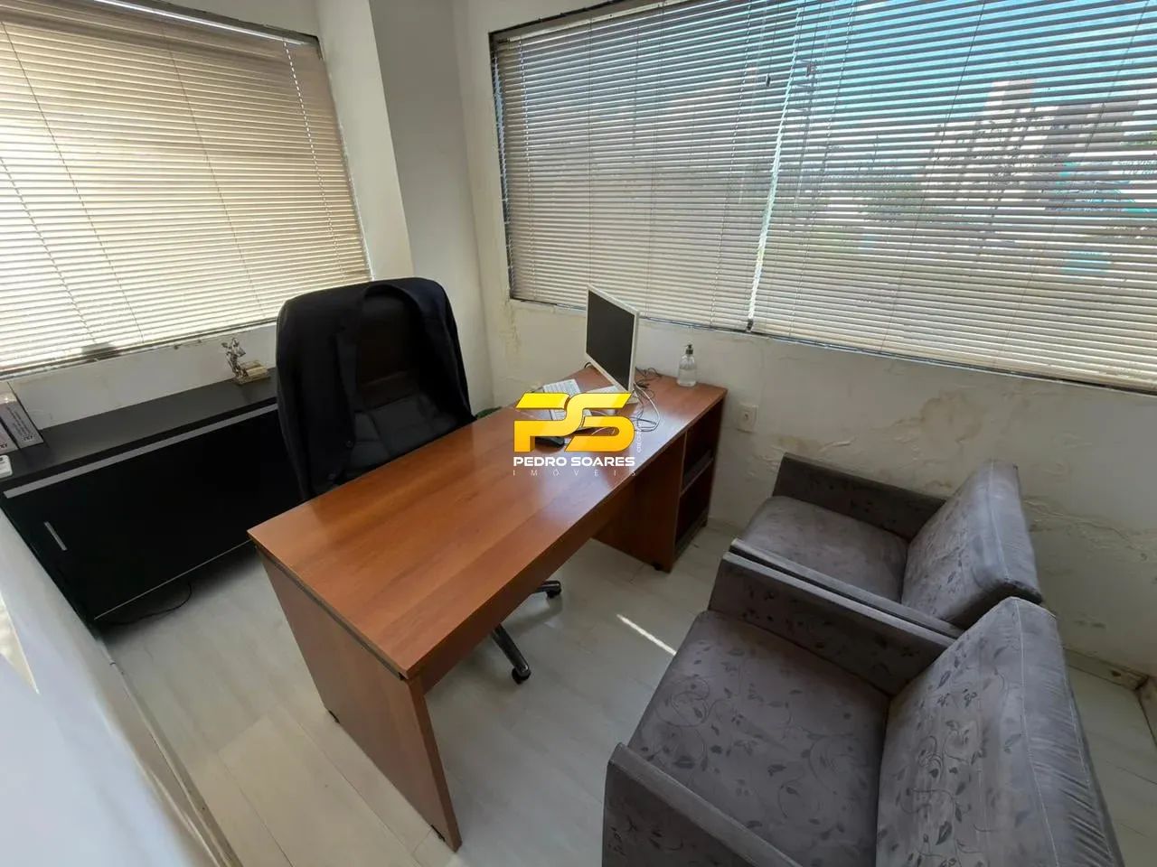 Sala Comercial de 92 m² Mobiliada à Venda em Manaíra REF: 11