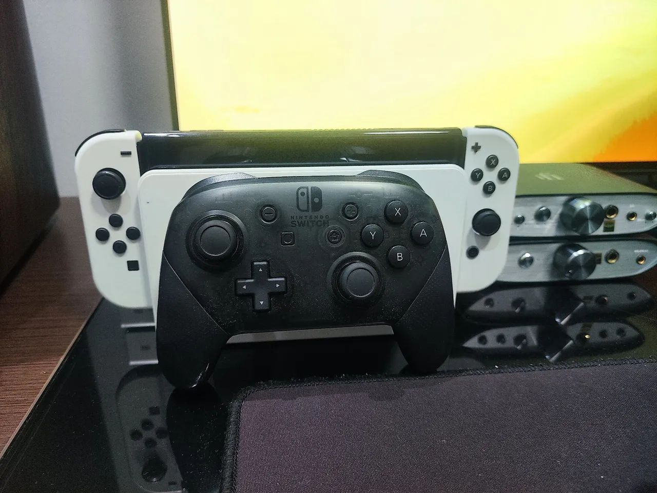 Vendo Nintendo Switch Oled + Pro Controller  - Foto 4