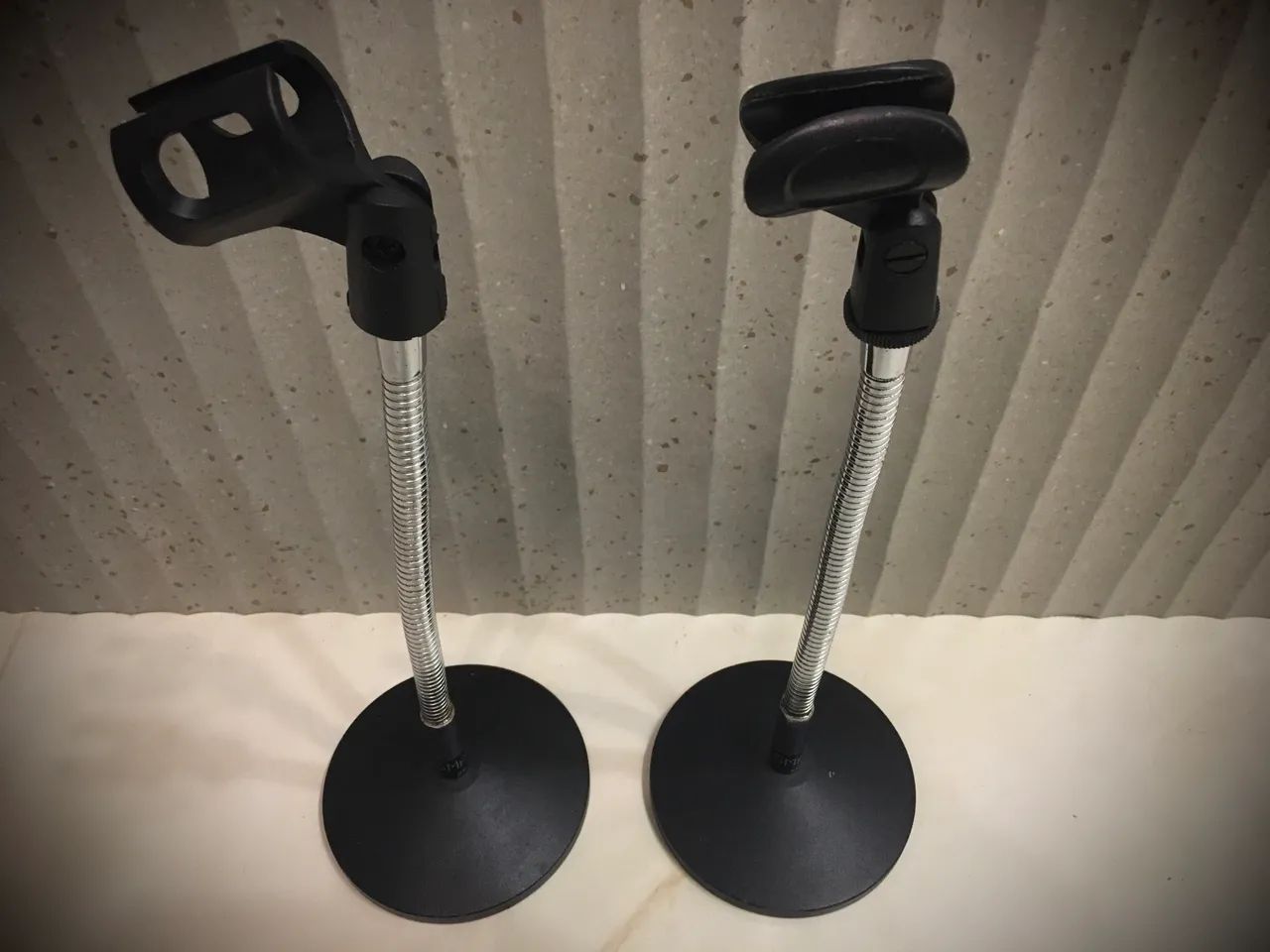 Pedestal Microfone de Mesa Flexível Smart SM038 - Foto 3
