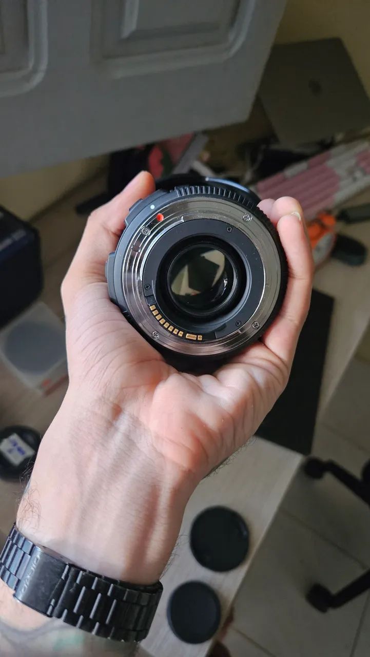 Lente Sigma 17-50 f2.8 em estado de nova com acessórios  - Foto 2