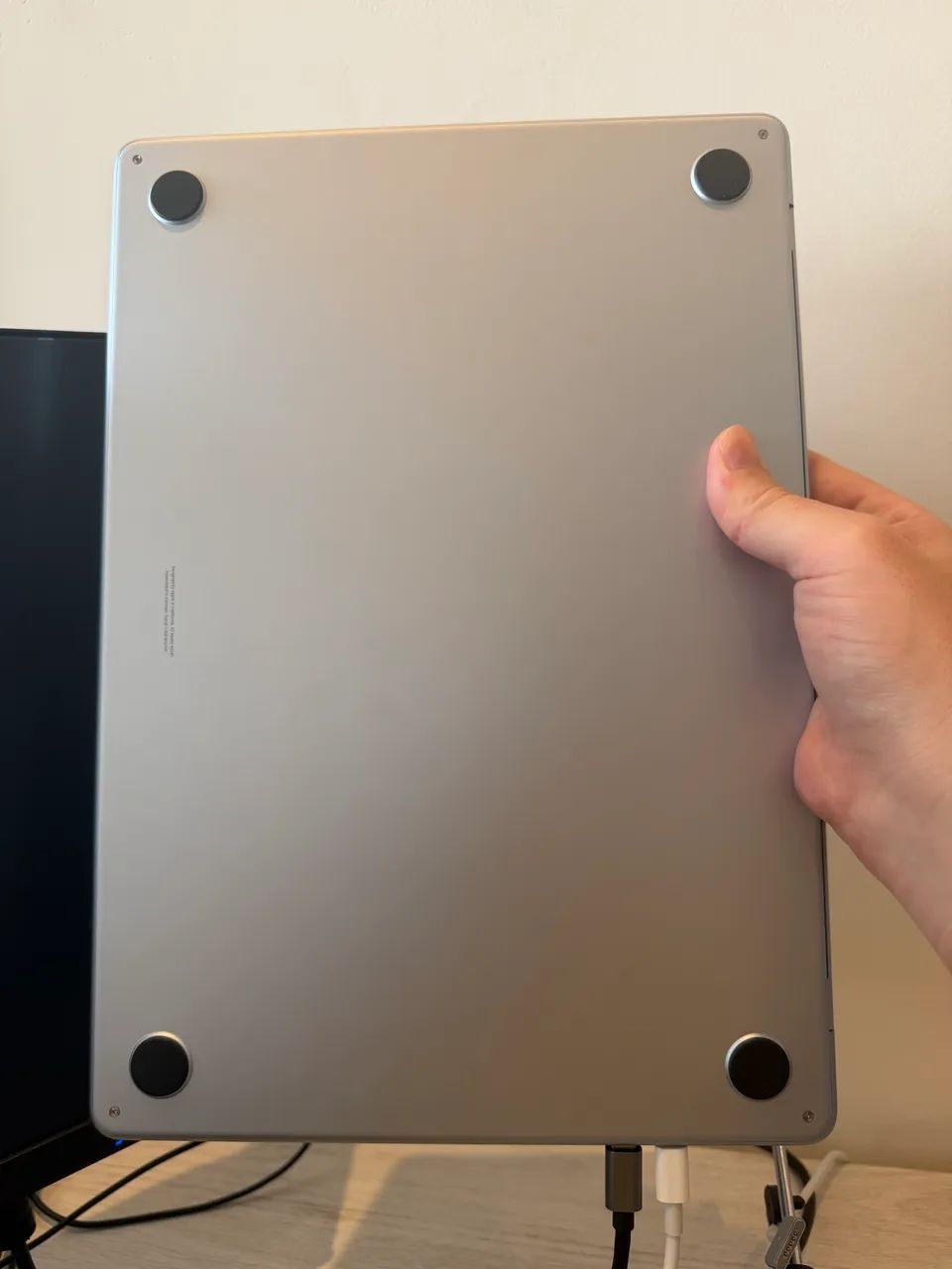 MacBook Air M4 - 15 16GB RAM / 512GB SSD - Estado impecável