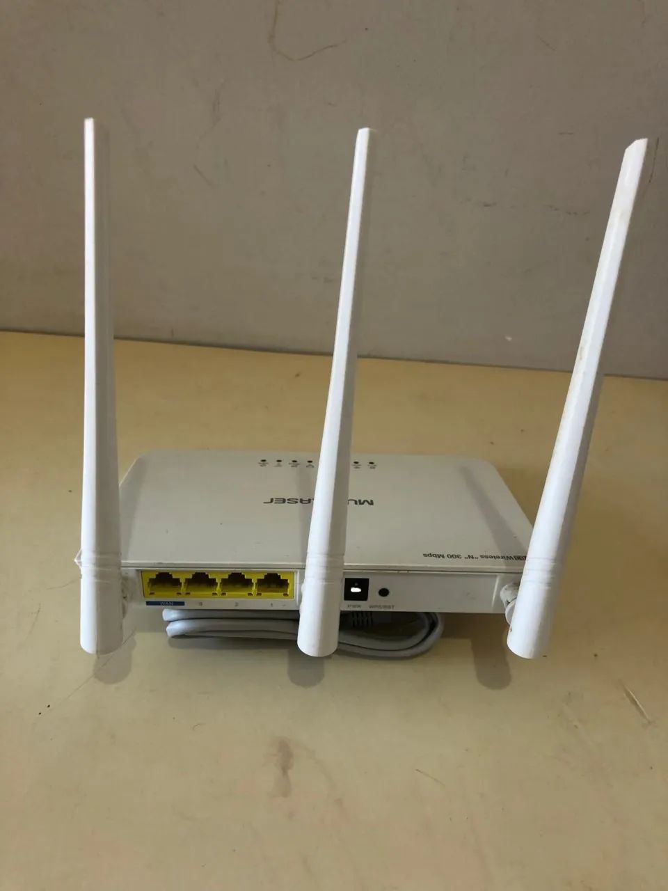 Roteador Multilaser 3 antenas re 163 300 mbps