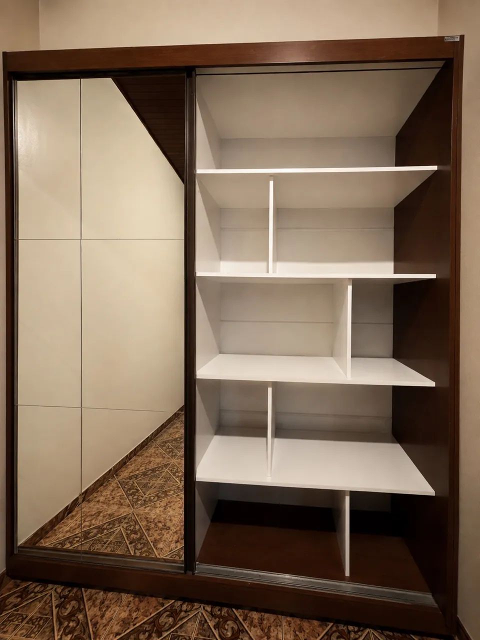 Vende-se Guarda roupa 