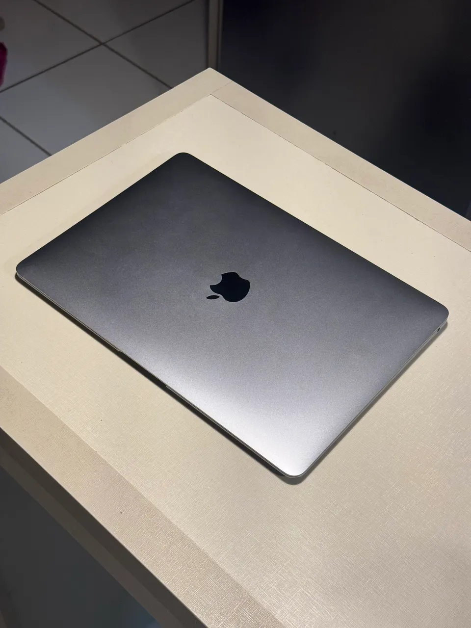 MacBook Air M2 Space Gray 2022, 8GB RAM / 512GB SSD - Notebooks