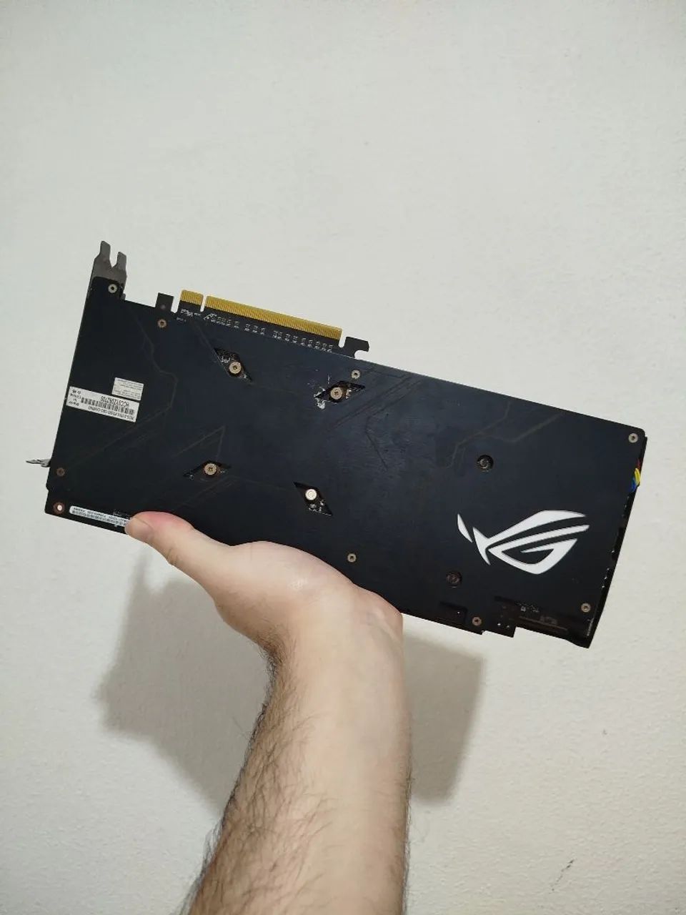 RX 580 8GB ASUS ROG (2304sp) - Foto 2