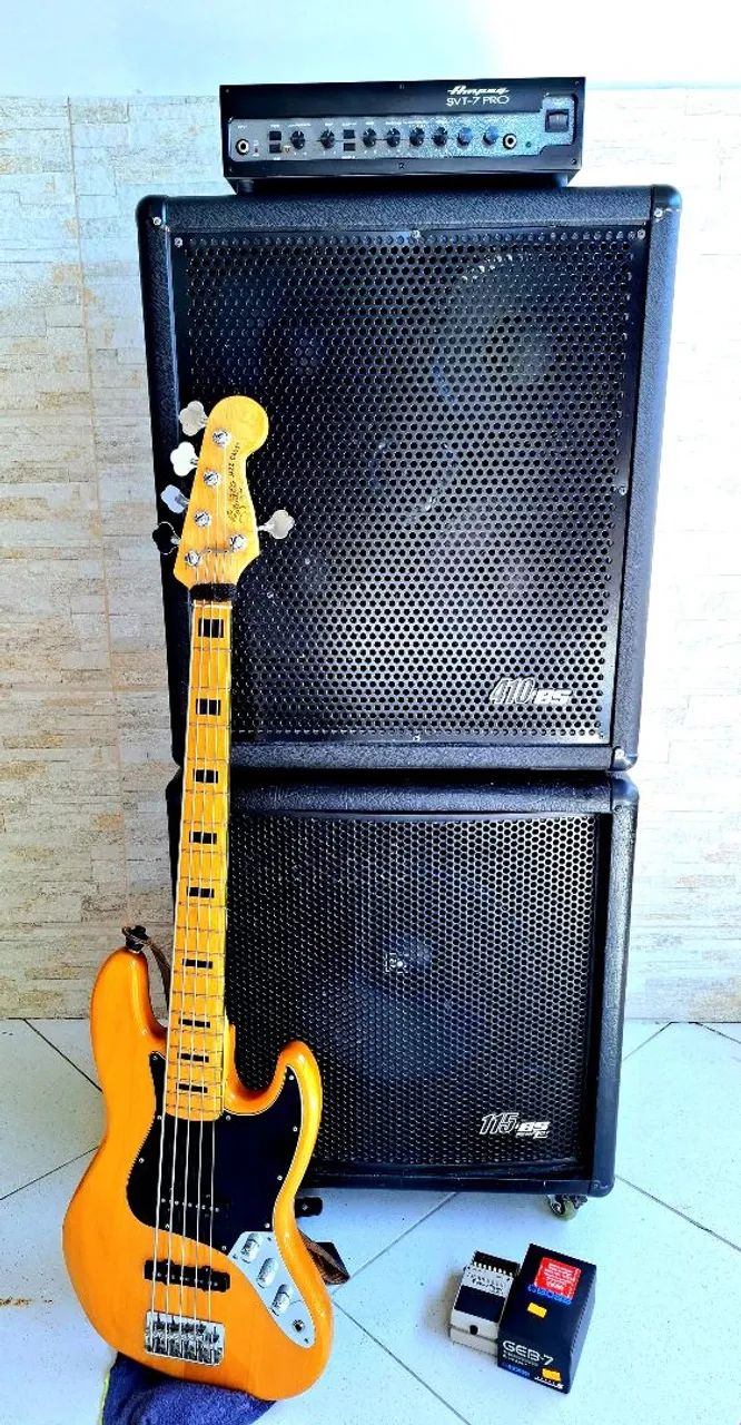 Amplificador AMPEG SVT7 PRO + Caixas+contra baixo + pedaleira BOSS - Foto 3