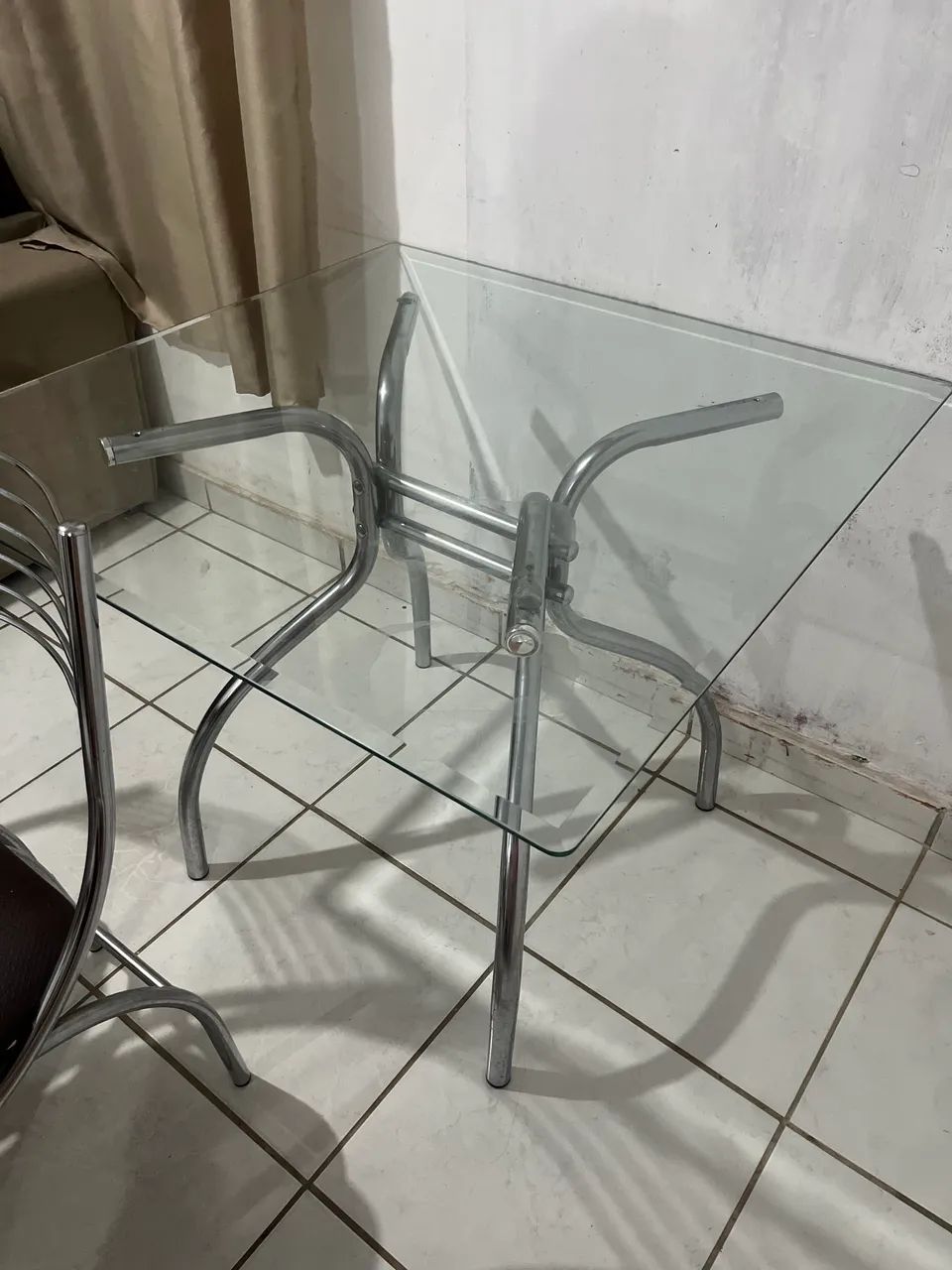 MESA + 3 CADEIRAS - R$: 500,00 - Foto 4