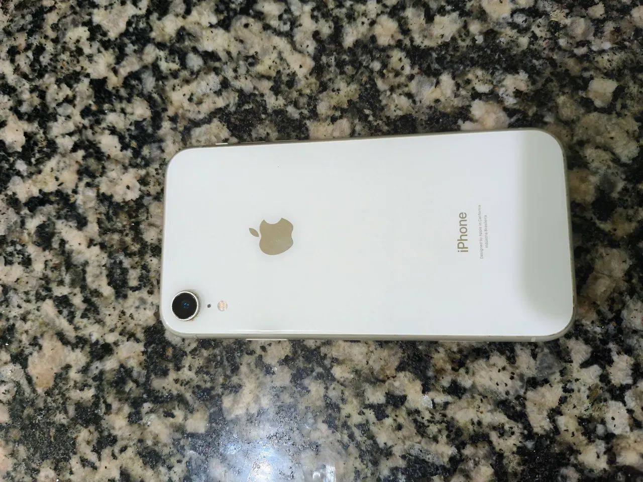 iPhone XR 64GB - Usado ? R$ 600 | Ótimo custo-benefício!
