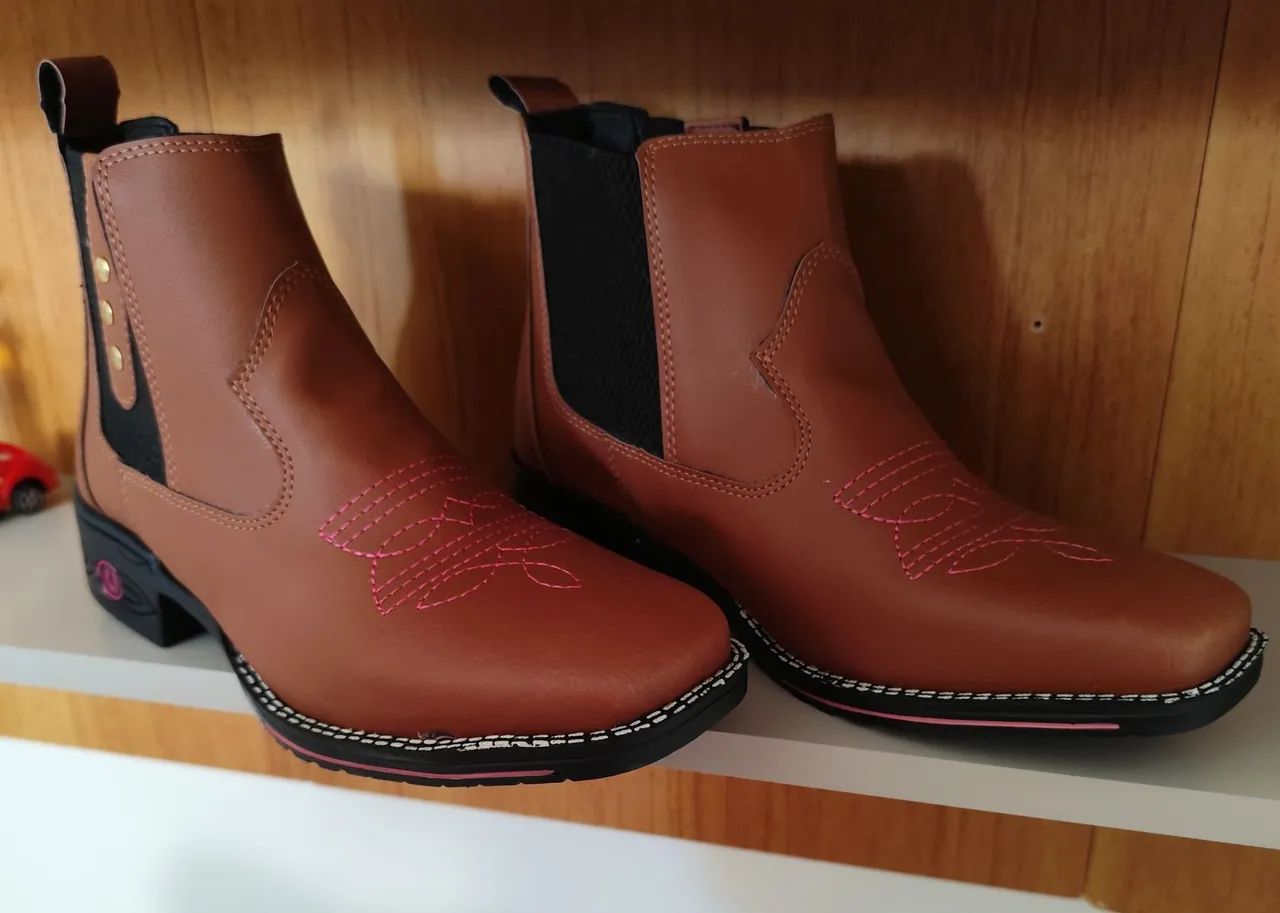 Bota feminina 