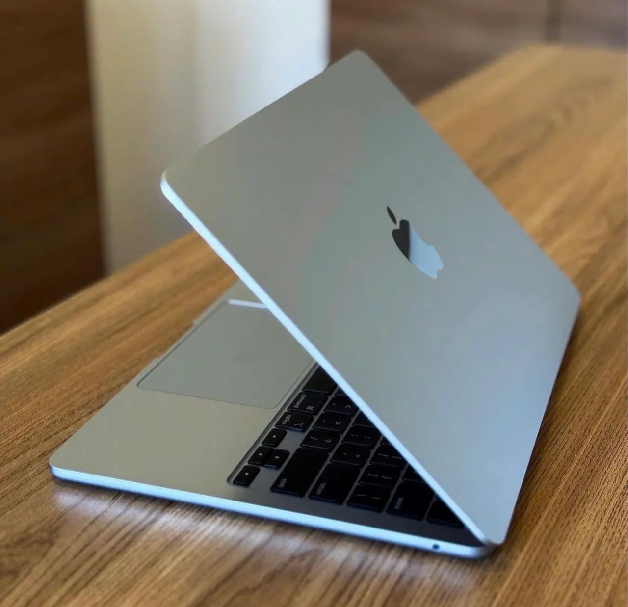 MacBook Air M2 (256/8) 