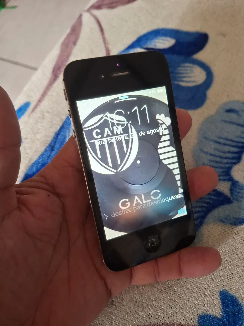 IPhone 4s modelo 1387 impecável. 