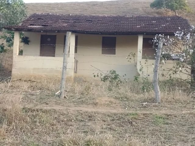Casa com terreno grande  - Foto 2