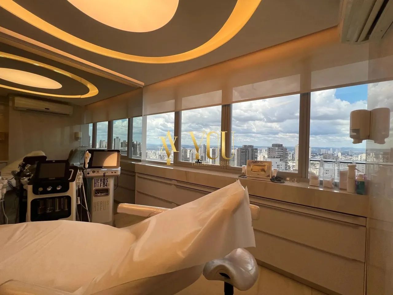 Sala Comercial Mobiliada e Pronta no Orion Complex  Alto Padrão e Sofisticação - Foto 2